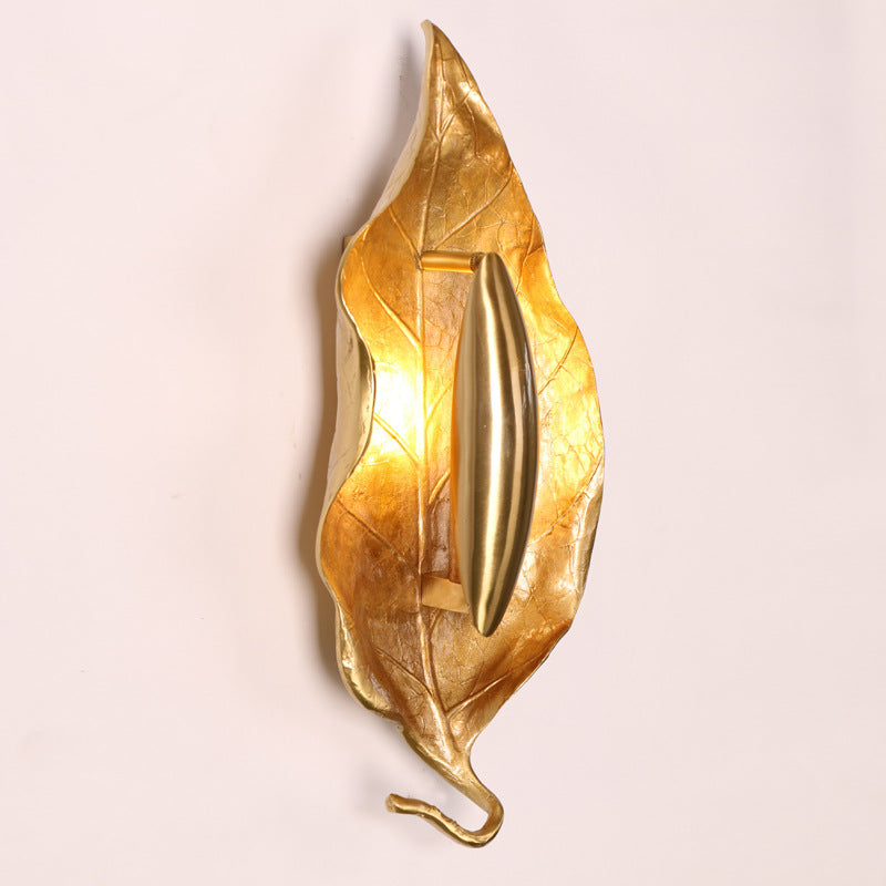 Golden leaf wall sconce – view 4